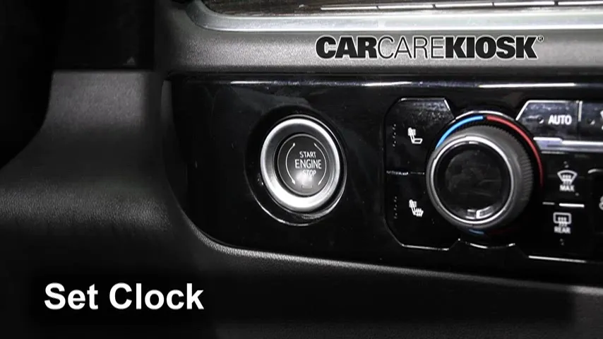 2022 Chevrolet Silverado 1500 LT 2.7L 4 Cyl. Turbo Crew Cab Pickup Clock